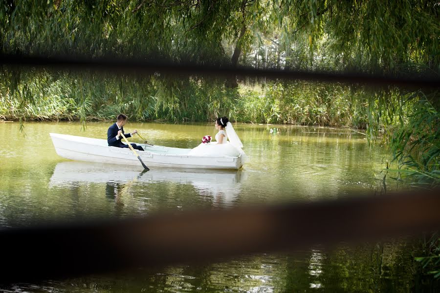 Fotógrafo de casamento Denis Romanchenko (photograf). Foto de 10 de setembro 2019