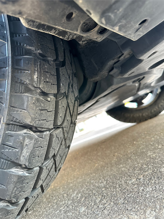 RAV4のrav4・265/60r18・RAV4オフロードパッケージ・モンスタテレーングリッパーに関するカスタム事例の投稿画像3枚目
