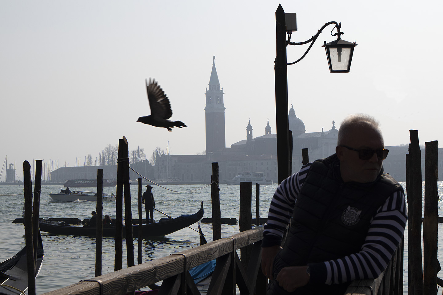 CONTROLUCE AL VOLO di Moretti Riccardo