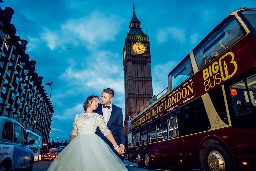 Fotógrafo de bodas Mihai Angiu (mihaiangiu). Foto del 1 de junio 2015