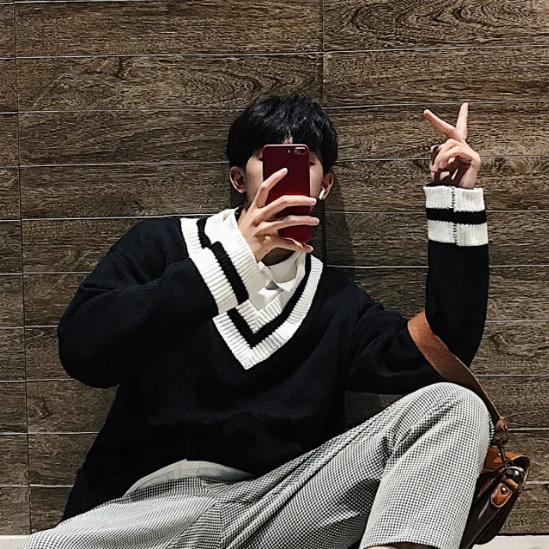 Loose V-neck striped men's sweater