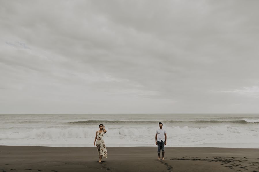 Jurufoto perkahwinan Komang Bayu Hendrawan Bayuhendrawan (bayuhendrawan). Foto pada 26 Mei 2019