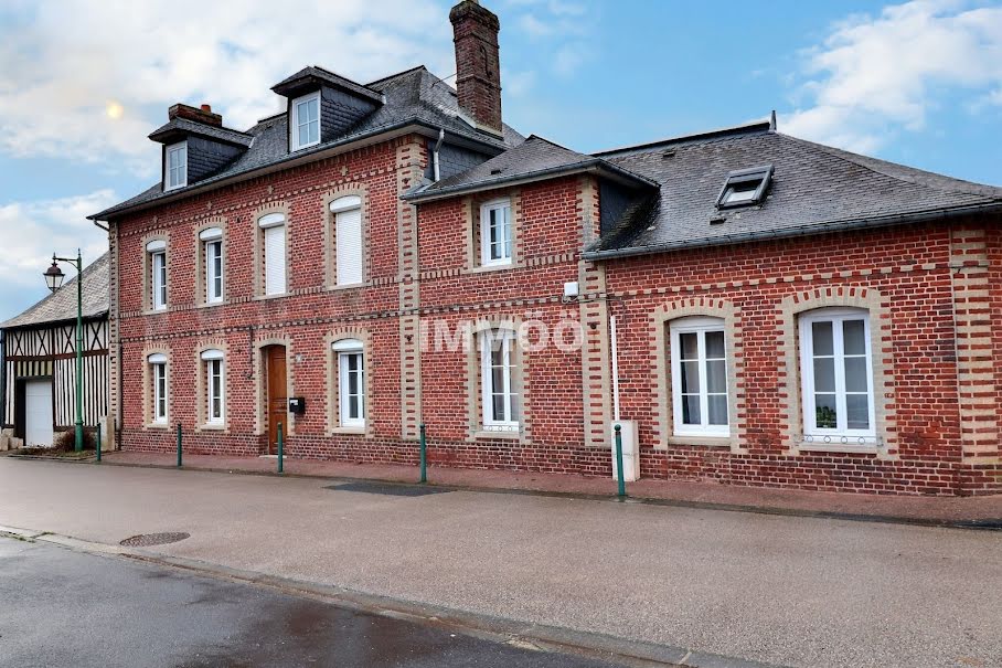 Vente maison 6 pièces 191 m² à Freville (76190), 248 000 €