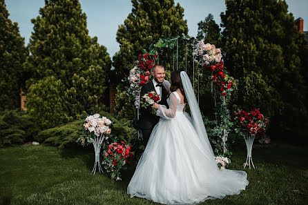 Wedding photographer Natalya Osinskaya (natali84). Photo of 7 May 2023