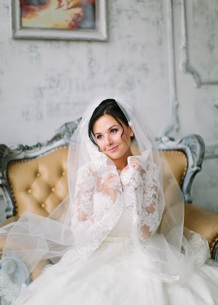 Wedding photographer Guzel Akhmetova (ahguzel). Photo of 27 August 2015