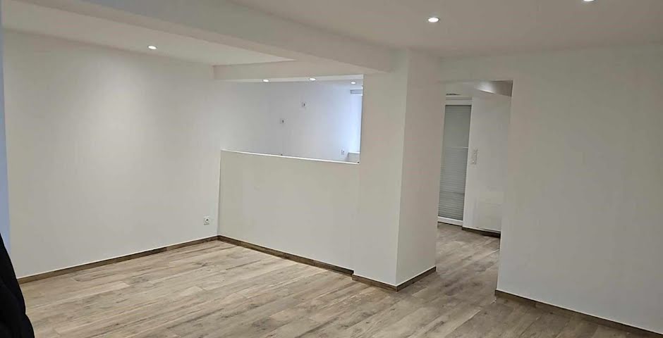 Vente maison 4 pièces 87 m² à Roucy (02160), 159 000 €