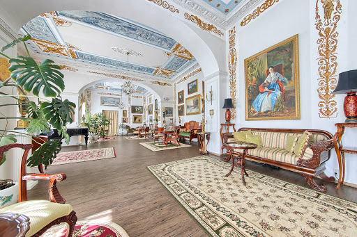 Белая гостиная 