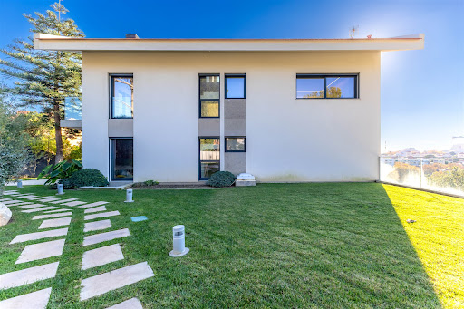 Maison avec piscine et jardin 2