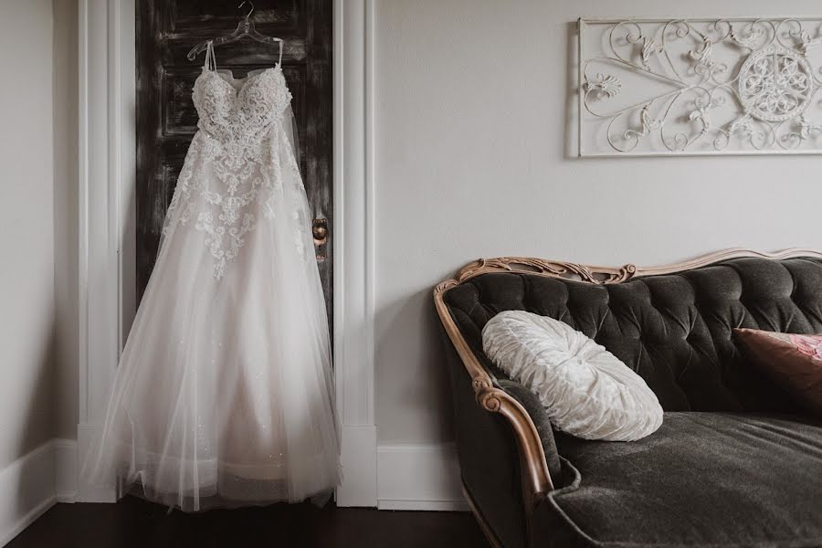 Wedding photographer Zoë Burchard (zoeburchard). Photo of 7 September 2019