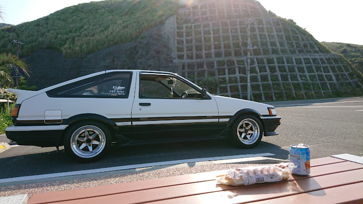 カローラレビンのAE86・カローラレビン・ハチロク・朝ごはん・ホリデースタイルに関するカスタム事例の投稿画像4枚目