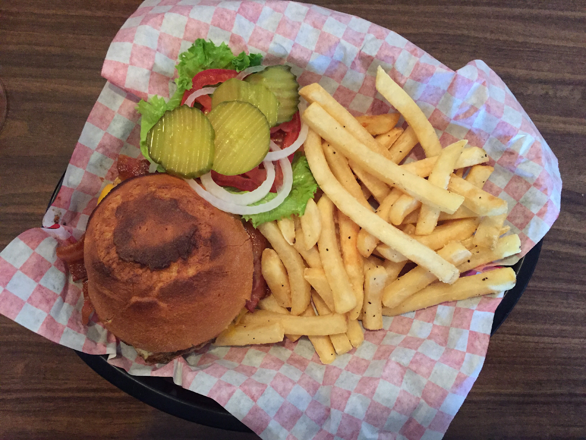 Gluten-Free Fries at Smokejumper Cafe