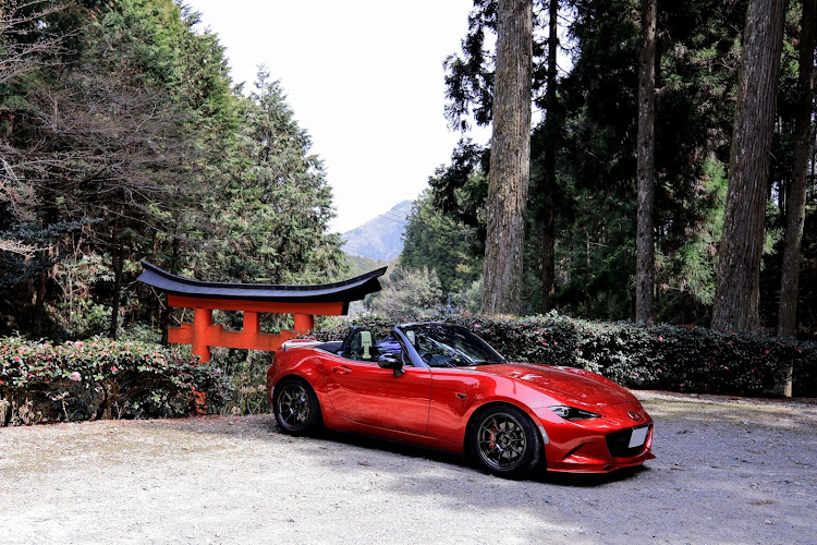 ロードスターのラストドライブ・ラストラン・魂のこもった一枚・夕日に輝くあなたの愛車・ありがとうに関するカスタム事例の投稿画像19枚目