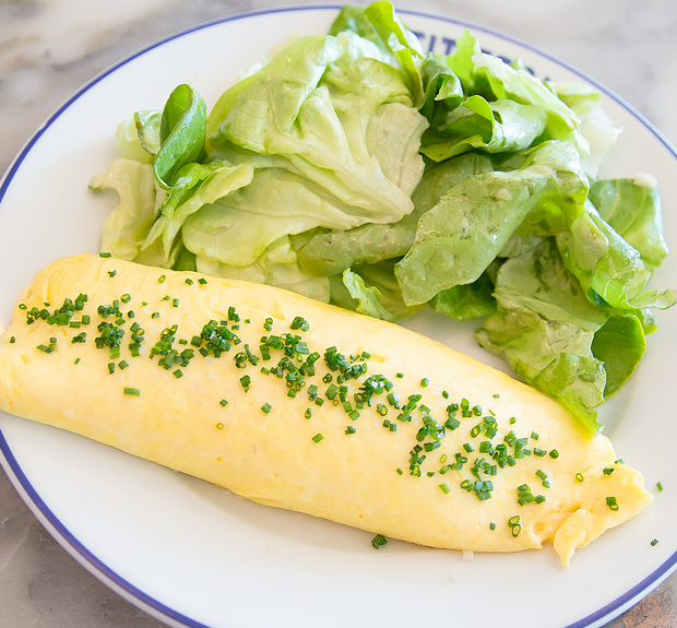 overhead photo of the OMELETTE 