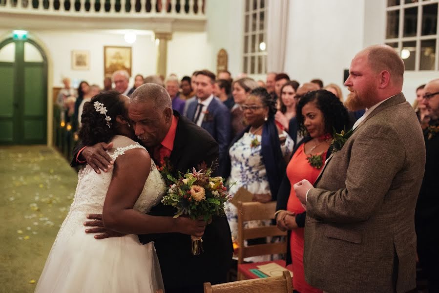 Fotógrafo de bodas Laurie Karine (lauriekarine). Foto del 6 de marzo 2019