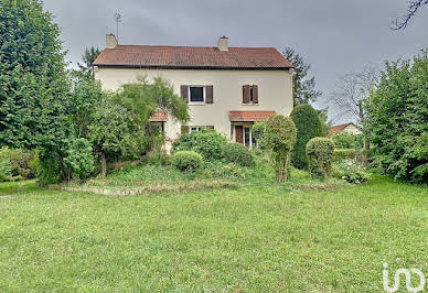 Maison avec terrasse 1