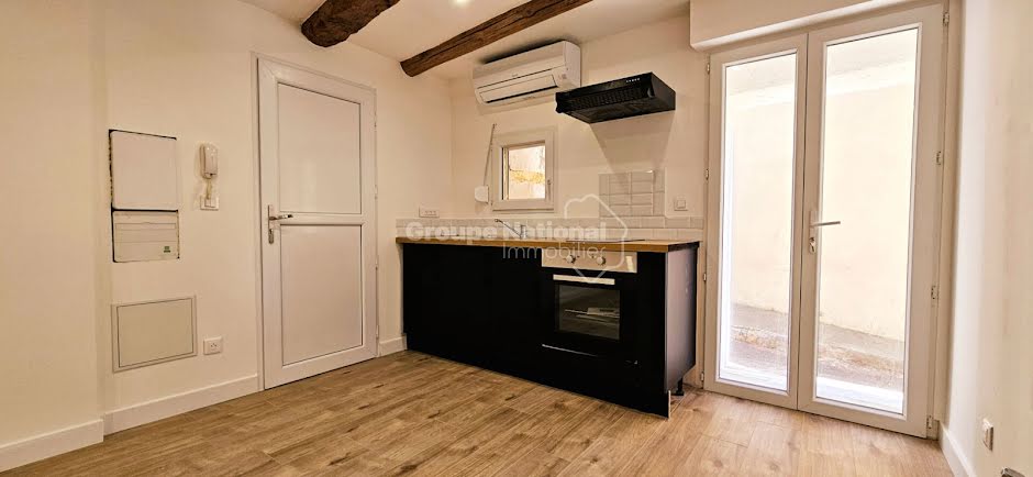 Location  appartement 1 pièce 22.55 m² à Gonfaron (83590), 430 €