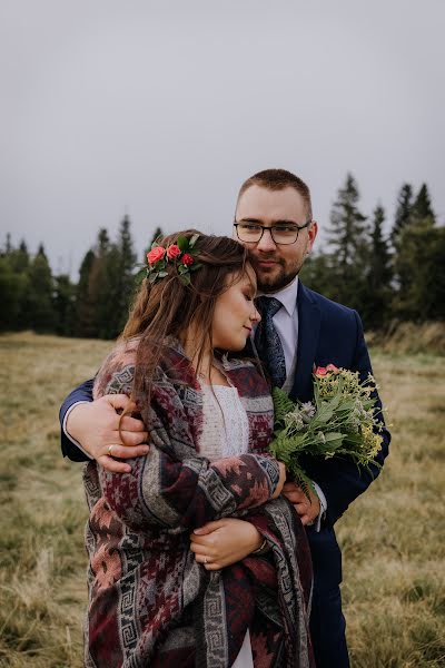 Fotografo di matrimoni Joanna Legenc (oczkifotografia). Foto del 20 dicembre 2021