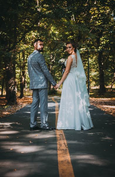 Wedding photographer Oksana Ivanova (oksanaivanova). Photo of 6 October 2019