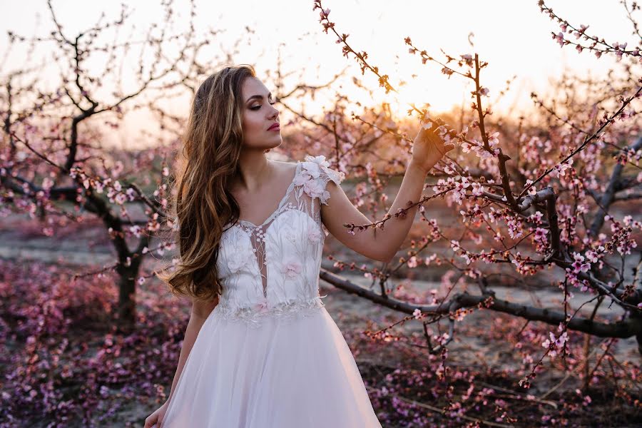 Fotógrafo de casamento Anita Dajka (dajkaanita19). Foto de 15 de abril 2020