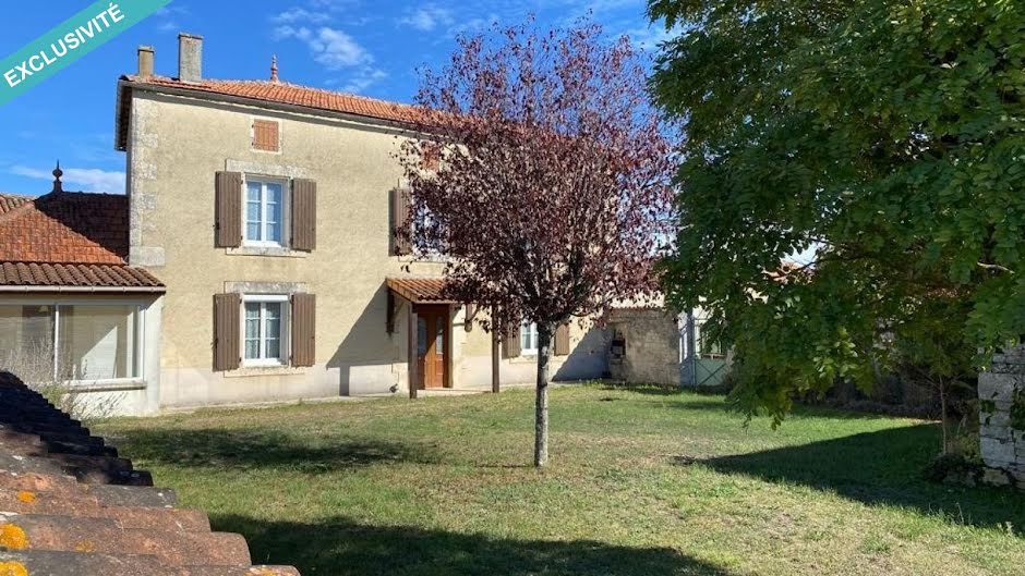 Vente maison 5 pièces 164 m² à Vervant (16330), 295 000 €