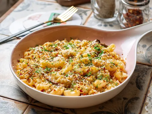 Truffled Mac & 3 Cheese