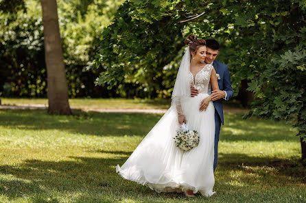 Wedding photographer Nikolay Rogozin (rogozinnikolay). Photo of 25 September 2019