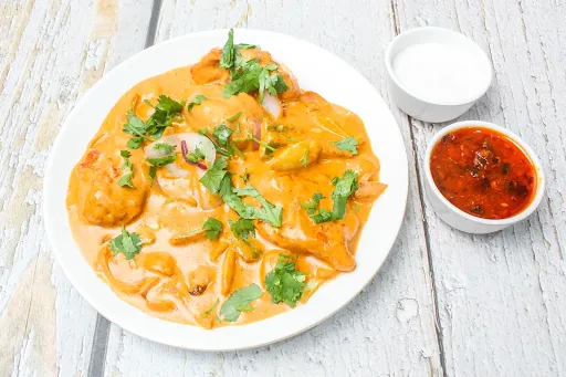 Soya Tandoori Gravy Momos