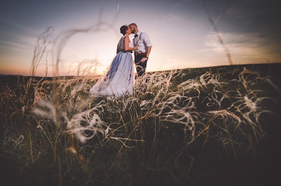 Wedding photographer Krisztian Kovacs (krisztiankovacs). Photo of 1 June 2017