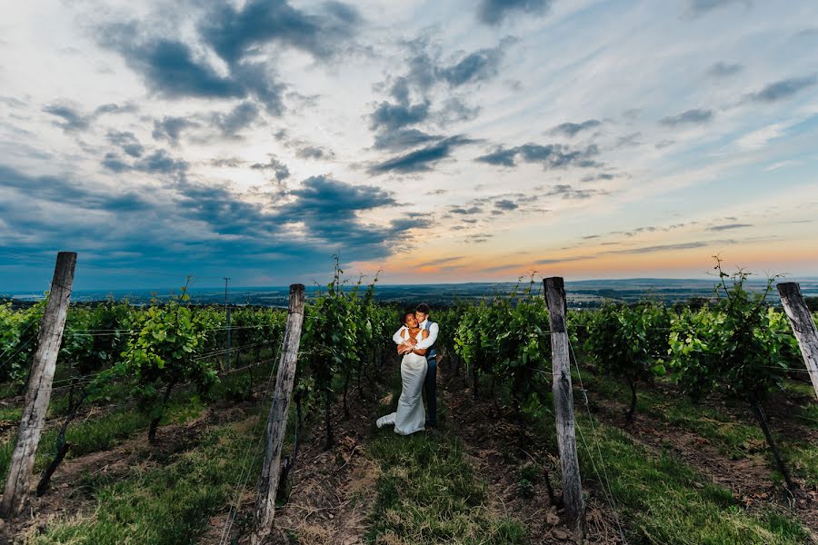 Huwelijksfotograaf Gabriella Hidvégi (gabriellahidveg). Foto van 4 augustus 2022