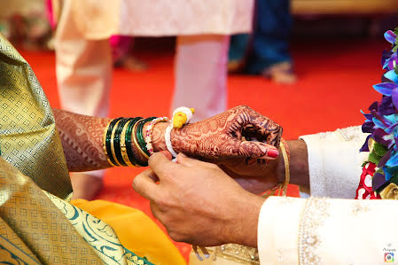 Fotógrafo de casamento Sonal Bandbe (sonalbandbe). Foto de 27 de janeiro 2019