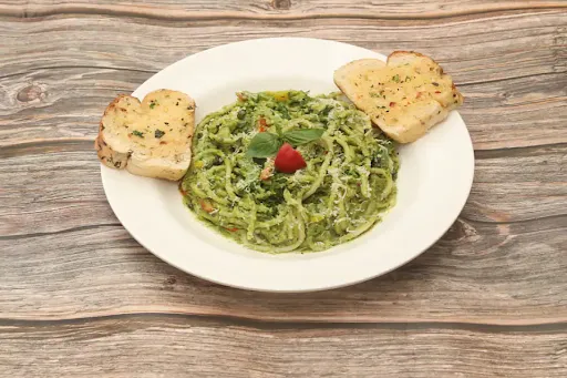 Spaghetti In Pesto Sauce