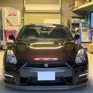 NISSAN GT-R R35