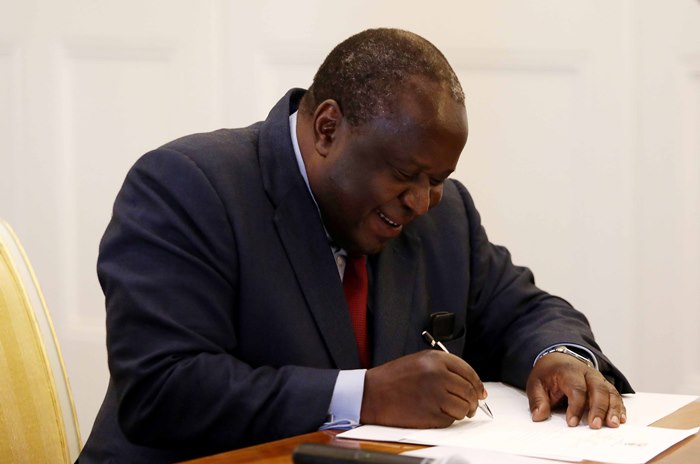 Newly appointed finance minister, Tito Mboweni being sworn in at Tynhuys, Cape Town on October 9 2018.