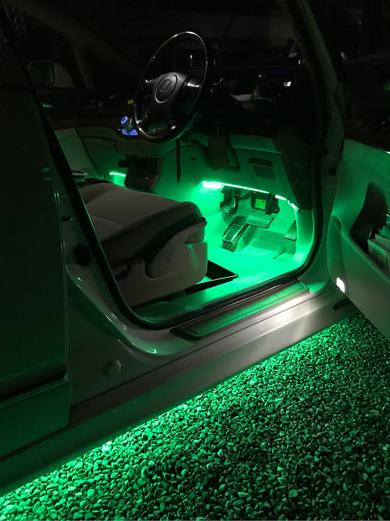 オデッセイの内装LEDに関するカスタム事例の投稿画像1枚目