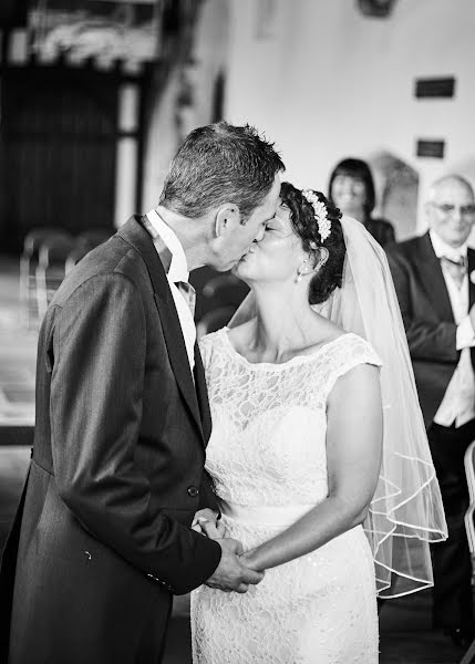 Wedding photographer Craig Archer (craigarcherphoto). Photo of 1 July 2019