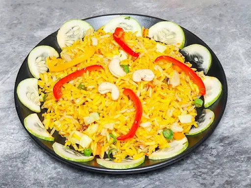 Veg Singapori Fried Rice (Serving 1)