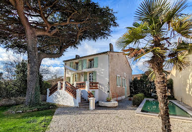 Villa avec piscine en bord de mer 6