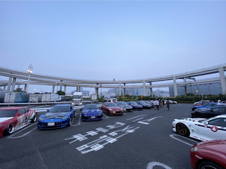 RX-8の8の日・大黒PAに関するカスタム事例の投稿画像2枚目