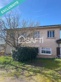 maison à Saint-Christophe-Vallon (12)