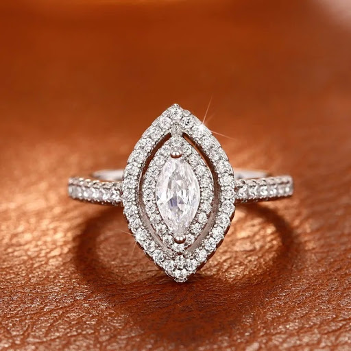 Title 3, Creative Horse Eye Shining Zircon Wedding Ring ...