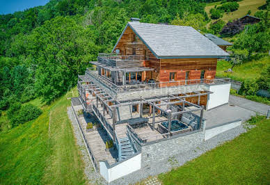 Chalet avec terrasse 3