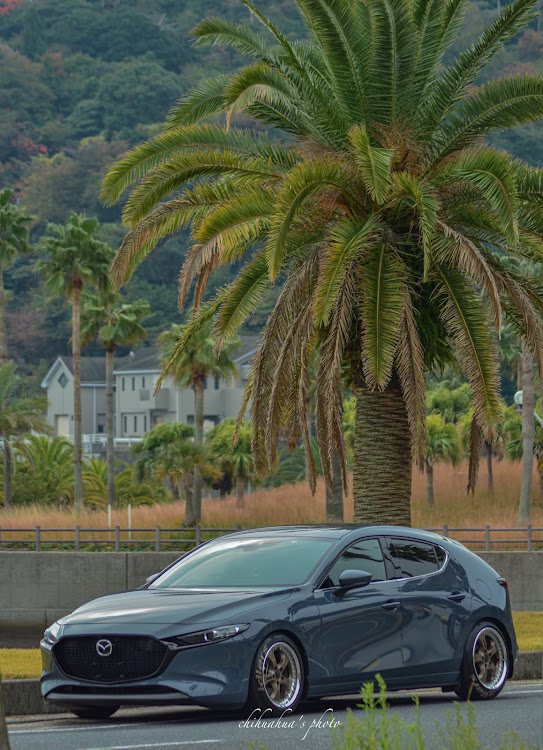 MAZDA3のチワワさんが投稿したカスタム事例の投稿画像1枚目