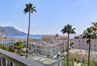 Apartment with terrace 1