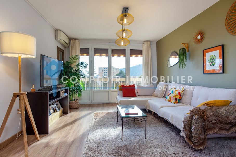 Vente appartement 5 pièces 81 m² à Sassenage (38360), 189 000 €