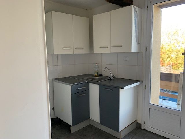 Location  appartement 1 pièce 26 m² à Janville (60150), 450 €