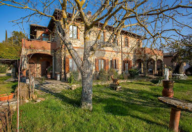 Corps de ferme avec jardin et piscine 5