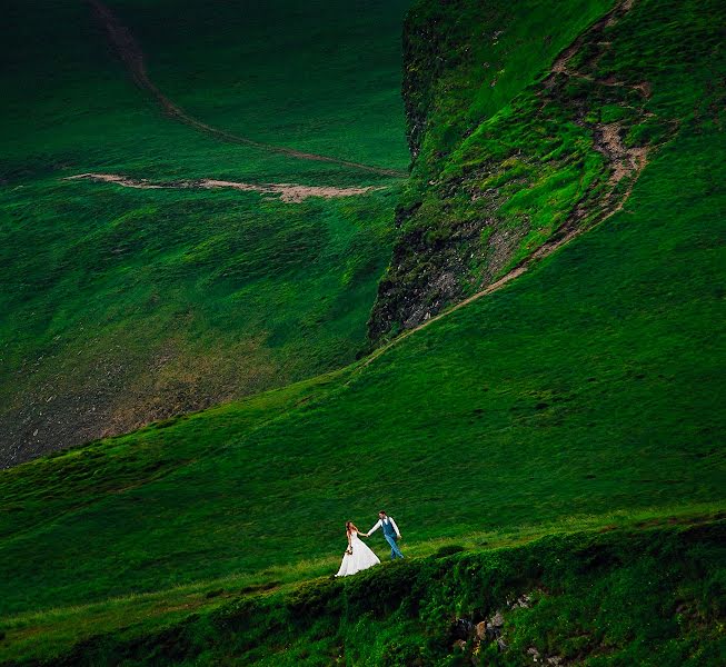 Wedding photographer Pavel Gomzyakov (pavelgo). Photo of 20 July 2016