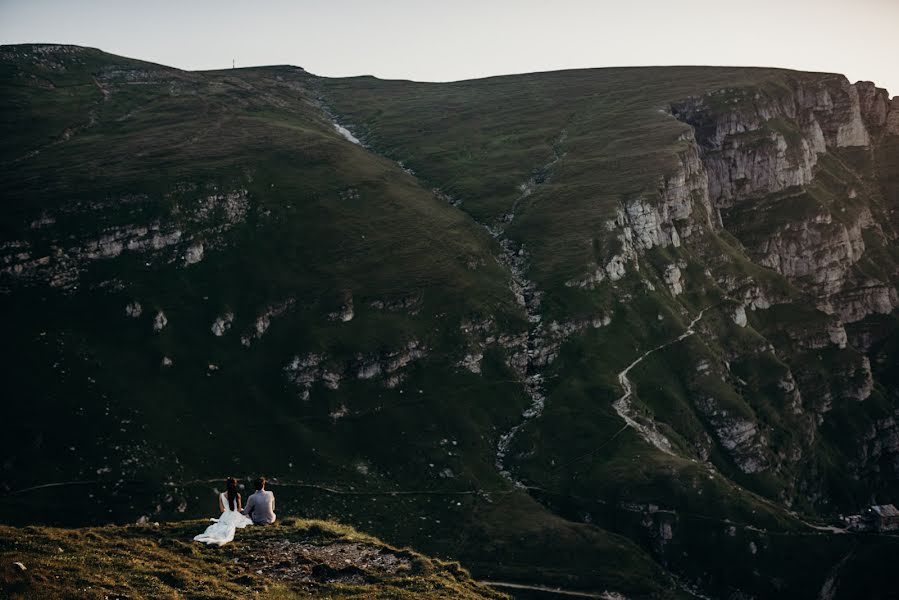 Fotografo di matrimoni Pop Adrian (popadrian). Foto del 14 luglio 2017