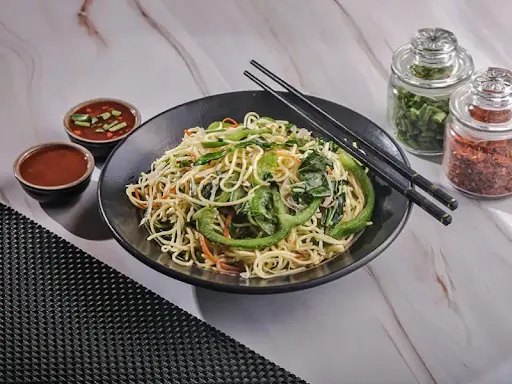 Veg Hakka Noodles