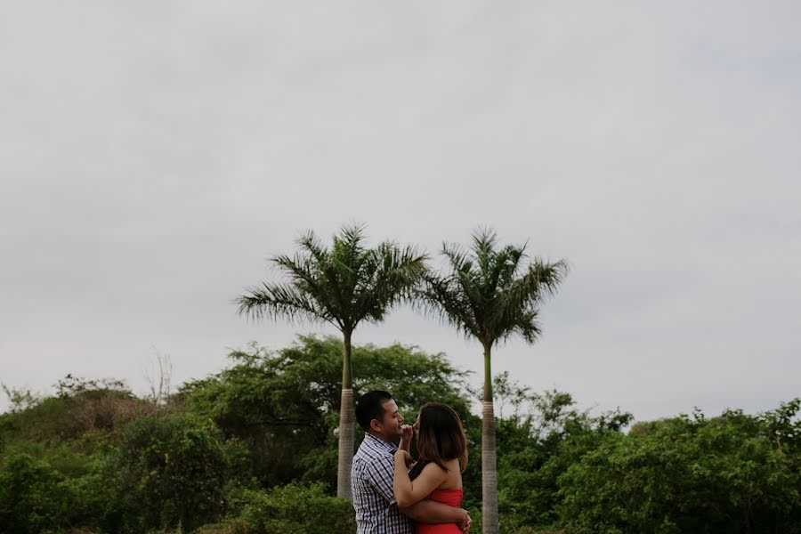 Fotografo di matrimoni Kevin Chavez (kevincanvas). Foto del 10 agosto 2019